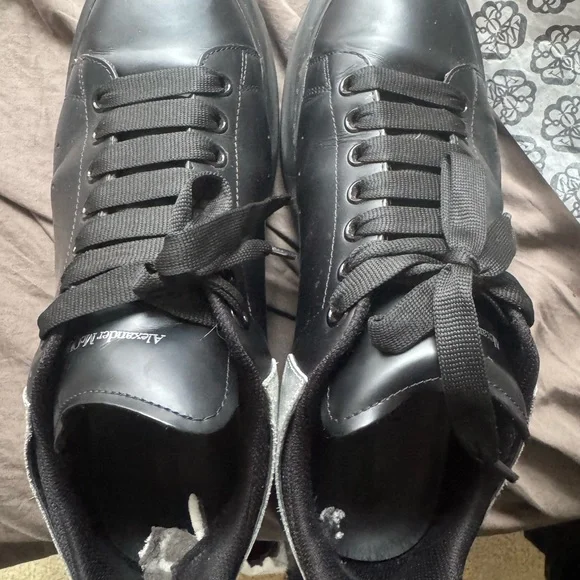 Black and Silver Men's Sneakers